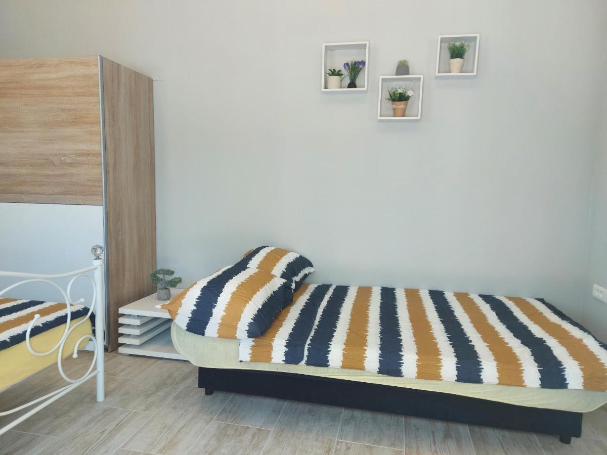Studio Apartment Palmira Ližnjan Exteriör bild