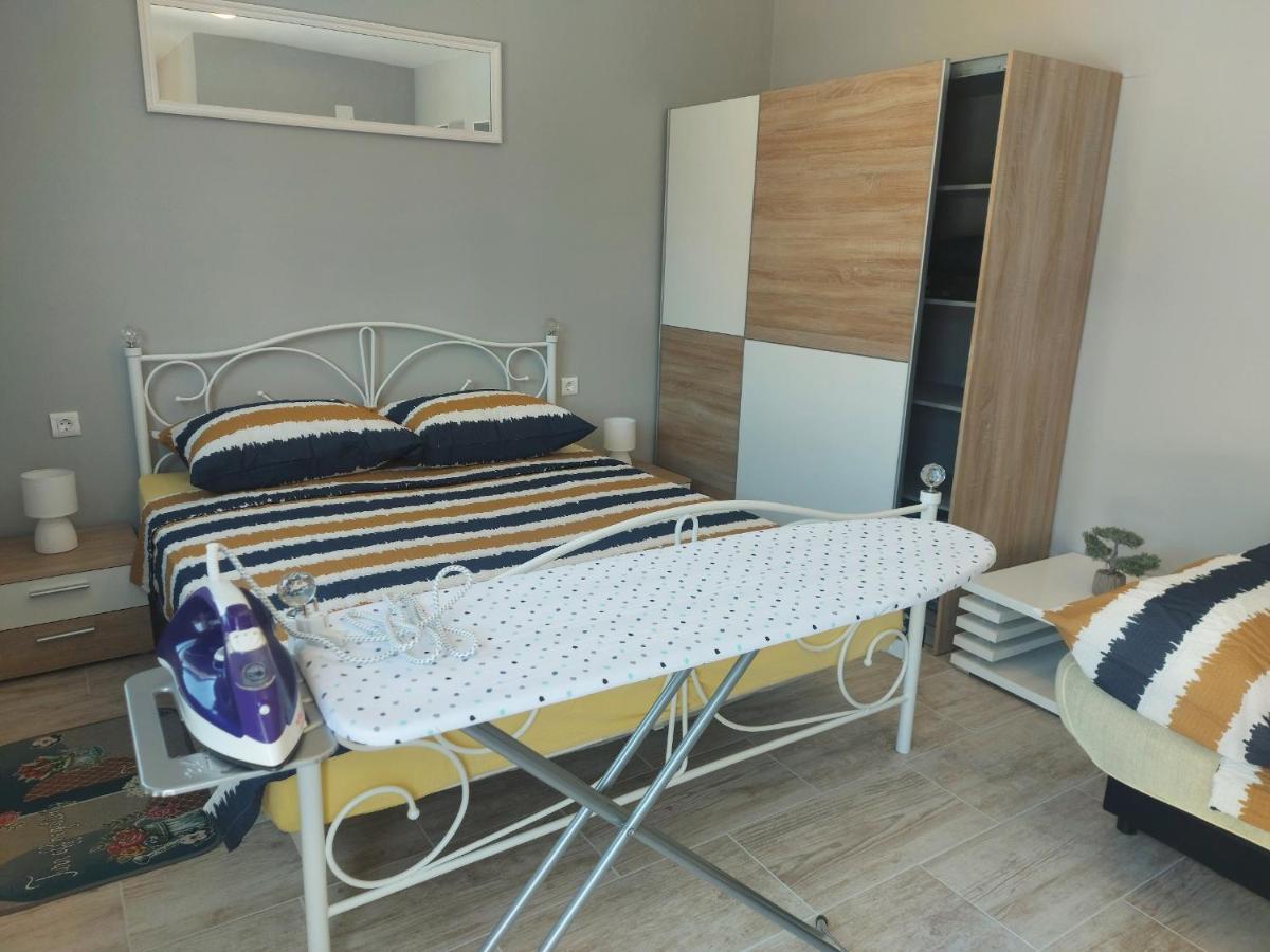 Studio Apartment Palmira Ližnjan Exteriör bild